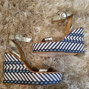 USED AUTHENTIC COACH WEDGES!